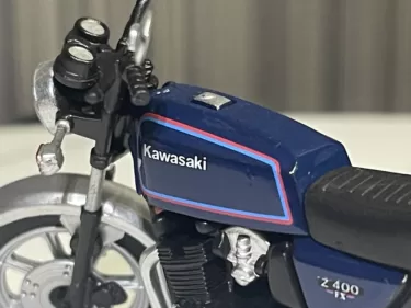 フルタ　中型バイクメモリアル　KAWASAKI　Z400FX　バイクミニカー紹介！